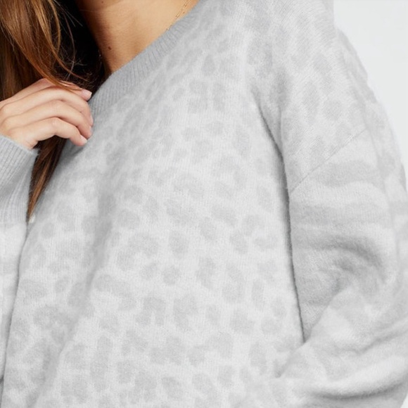 Rails Lana Sweater in Ivory Grey Mixed Animal Size XS - Picture 2 of 10